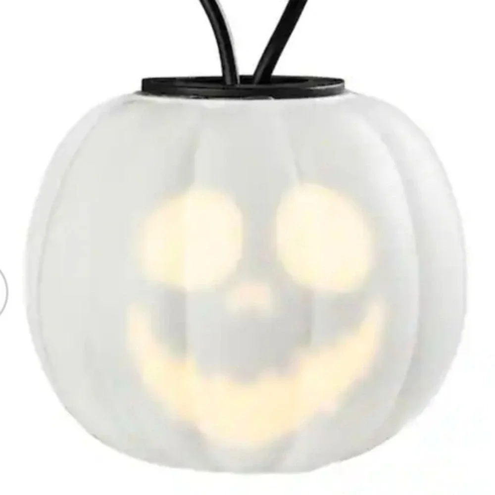 Disney Tim Burton's The Nightmare Before Christmas 8 Singing Pumpkin Lights